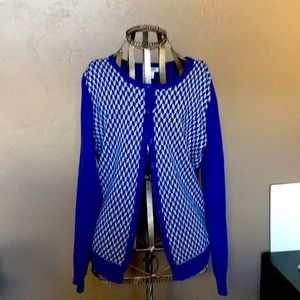 Old Navy Blue & White Chevron-Pattern Sweater - Size Medium